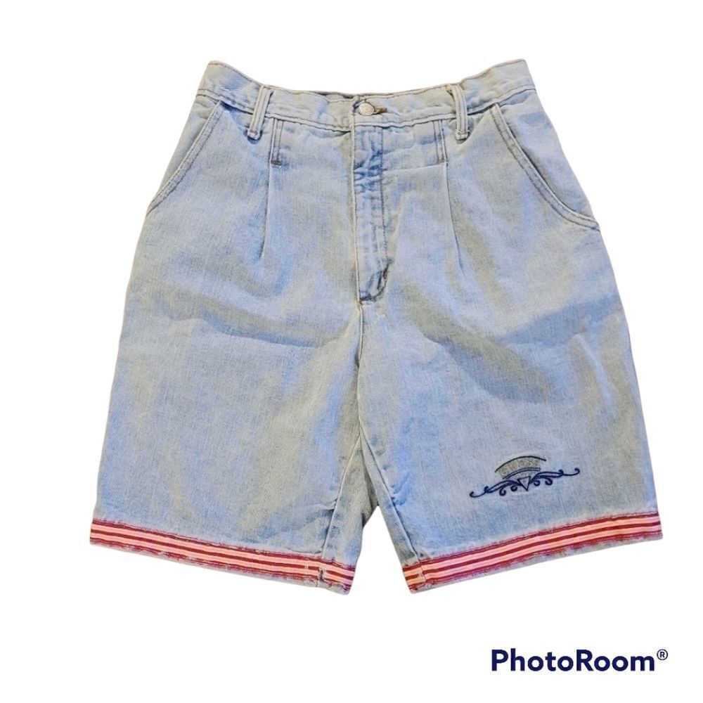 Vintage 80's Guess George Marciano pleated shorts